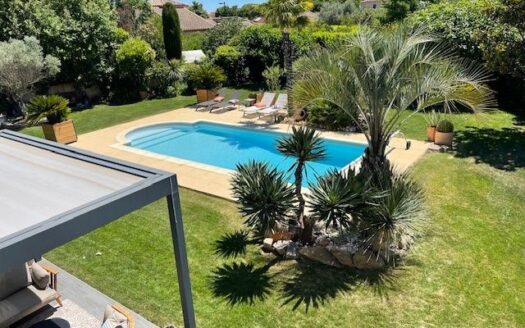 VILLA BOUILLARGUES 183m² 4 CH