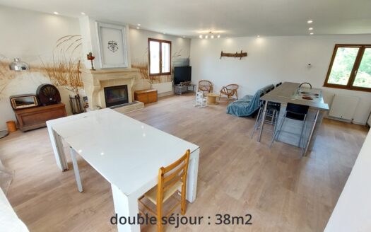 Maison 12 pieces 10 chambres 3 niveaux DPE B