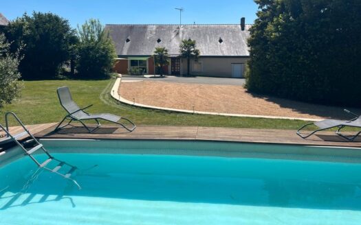 Maison de campagne 200 m2 8 pièces DPE : C