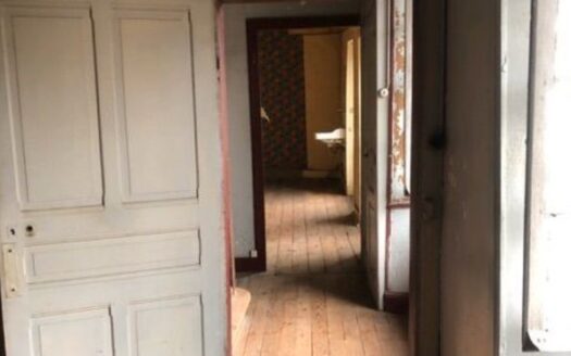 Maison 8 Pièces / 250 M2