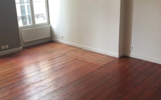 T2 de charme 60 m² Coeur de Bordeaux