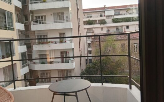 Appartement à vendre 120m2 dans Bel immeuble – Carré d’or, Marseille 13008
