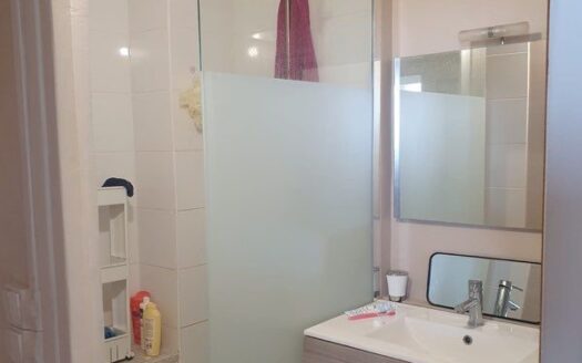 Appartement 3 pièces 53m2 Balcon + Parking