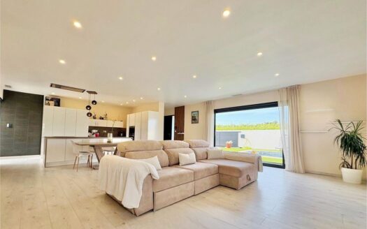 Maison en vente a cazilhac (11)