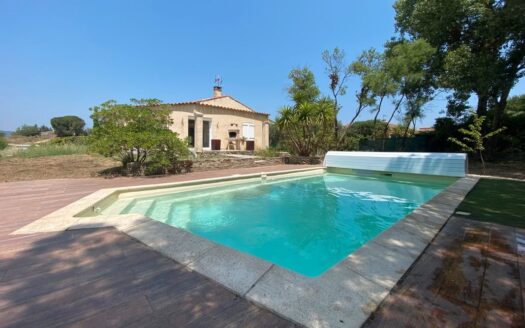 Deux villas + piscine sur parcelle 2194m2
